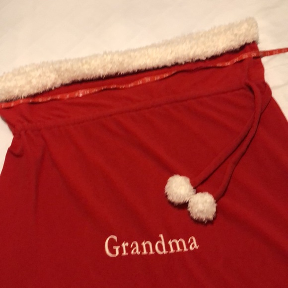 POTTERY BARN KIDS SANTA BAG - EMBROIDERED “GRANDMA” - Picture 6 of 10